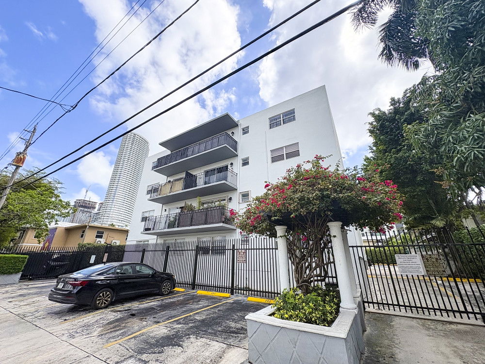 Villa Navarra Condo - 1